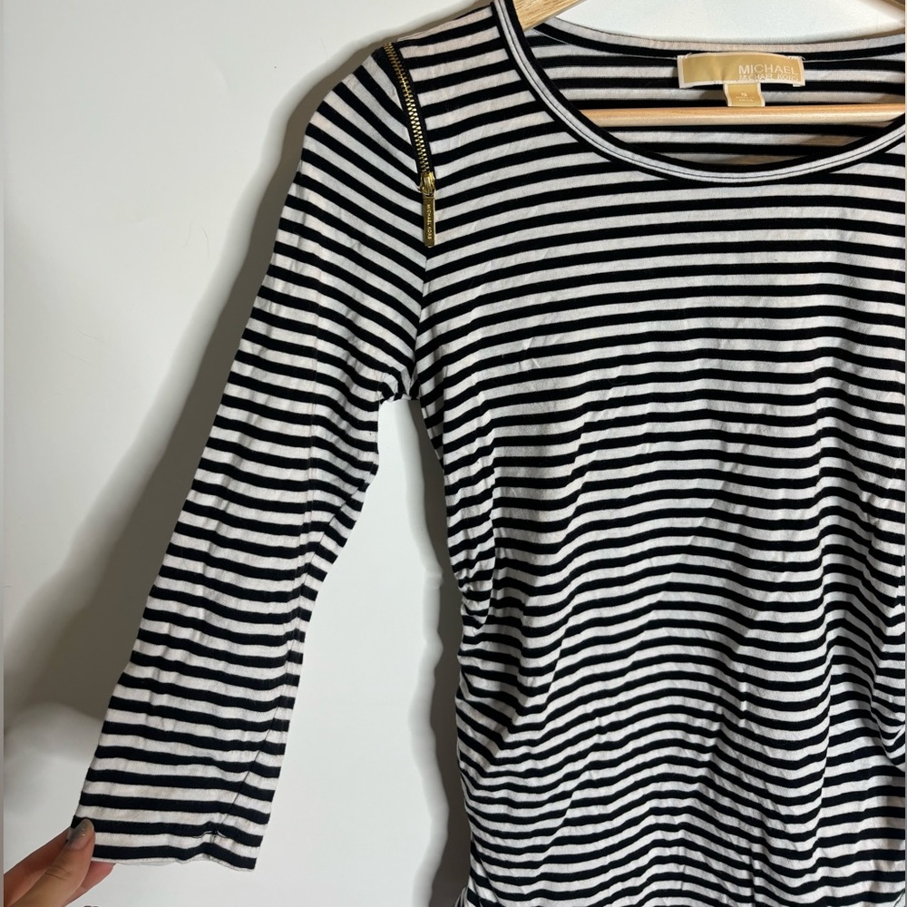 🖤 MICHAEL KORS, RIBBED QUARTER SLEEVE w ZIPPERS